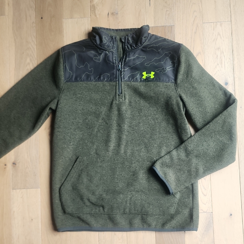Boys Under Armour Pullover
